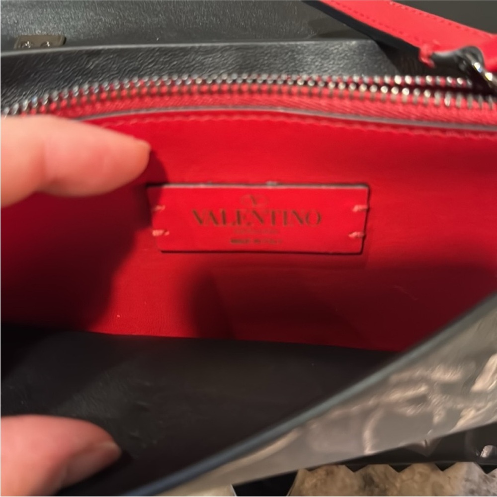 Valentino Garavani X Undercover Rockstud Flip Lock Crossbody Bag - Picture 7 of 15